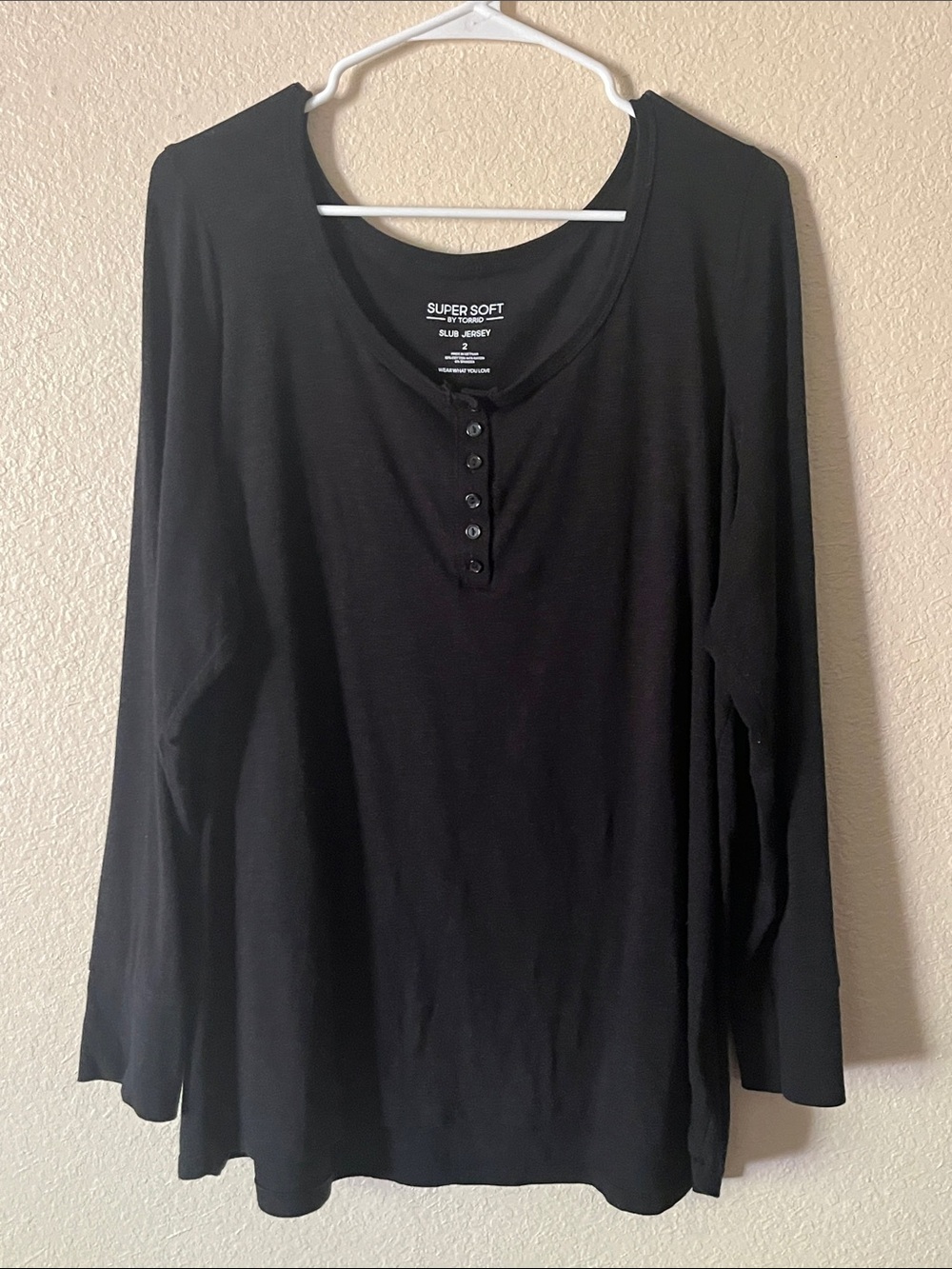torrid Women’s Black Super Soft Long-Sleeve Button Up Top